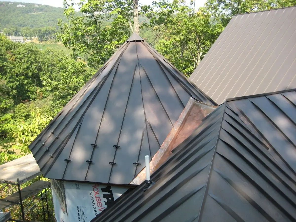Professional Roof Tarp Installation by Craftsman Roofing in Clove Valley